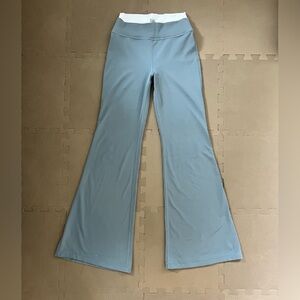 Athleta Girl periwinkle blue ultra soft yoga pant